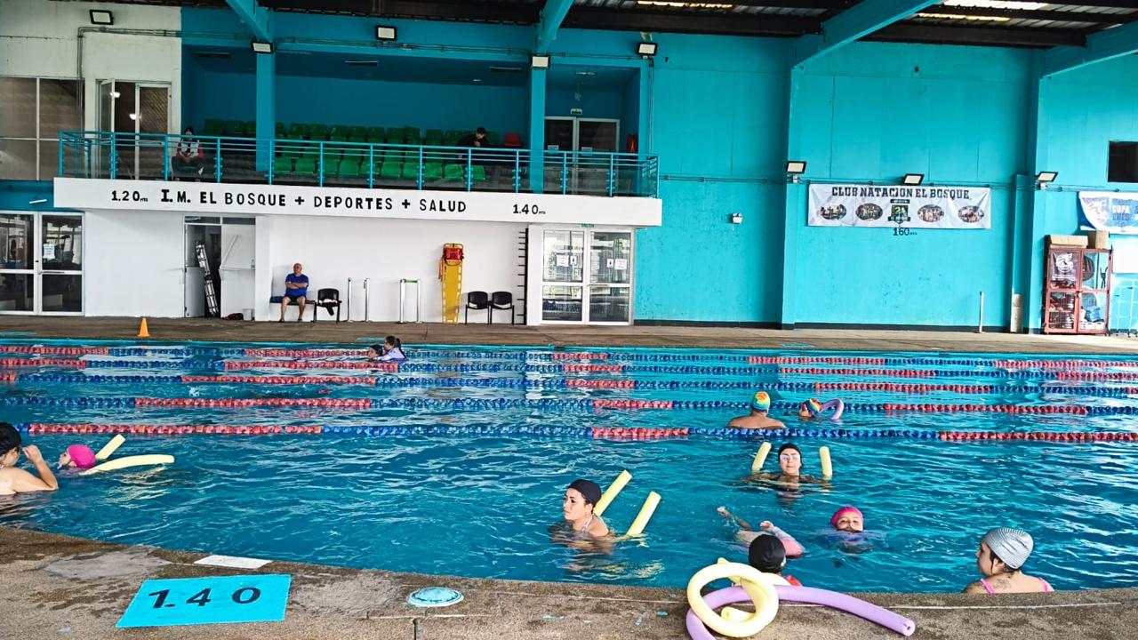 Natación